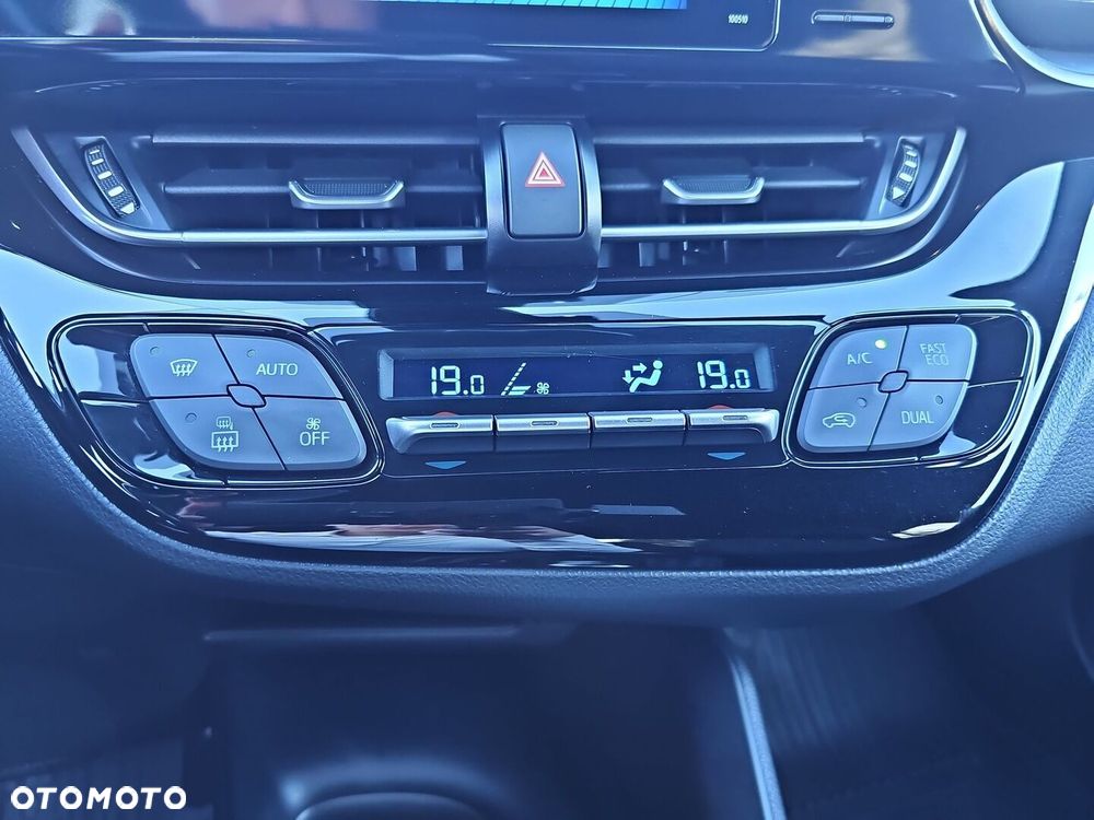Toyota C-HR 1.8 Hybrid Premium - 30