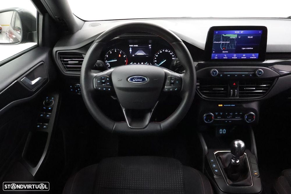 Ford Focus SW 1.0 EcoBoost MHEV ST-Line - 15