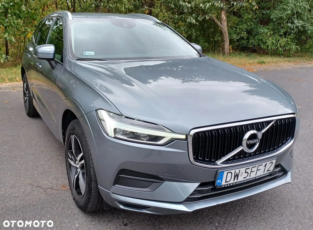 Volvo XC 60 T4 Momentum - 8