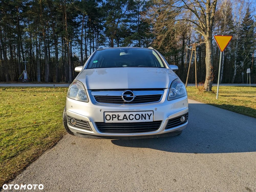 Opel Zafira - 2