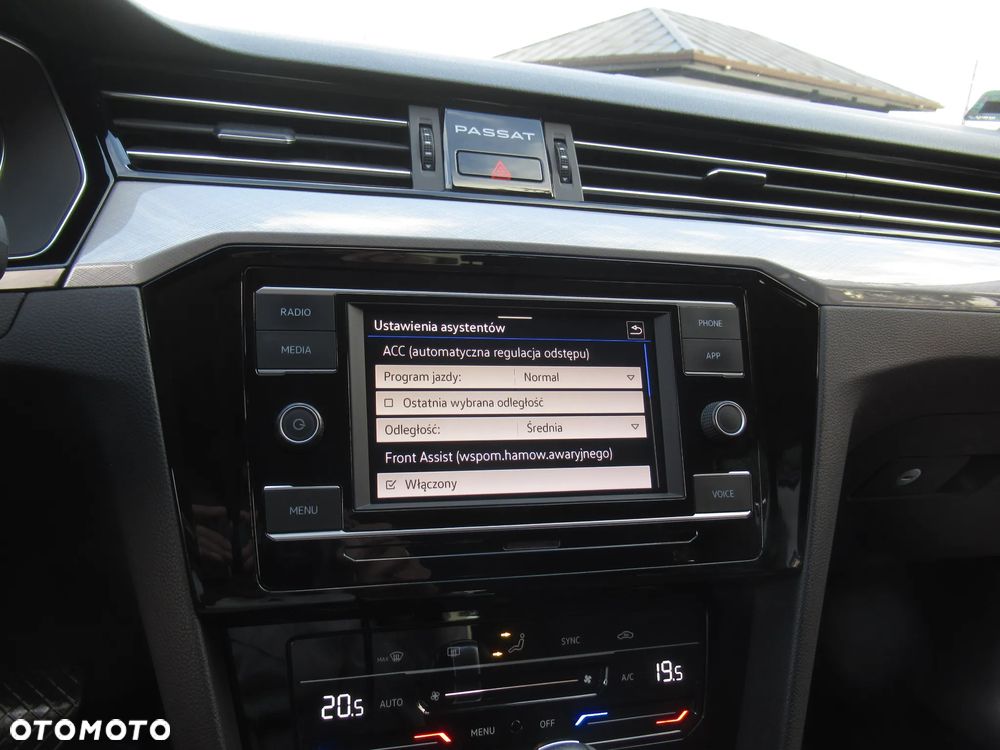 Volkswagen Passat 1.5 TSI EVO Business DSG - 23