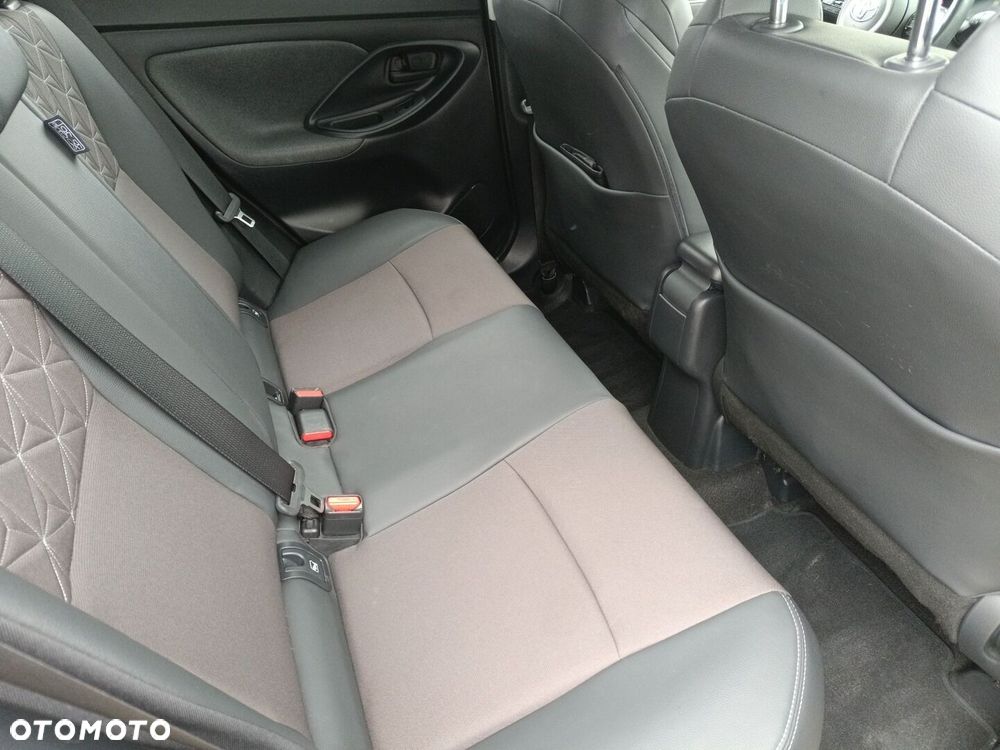 Toyota Yaris Cross - 11