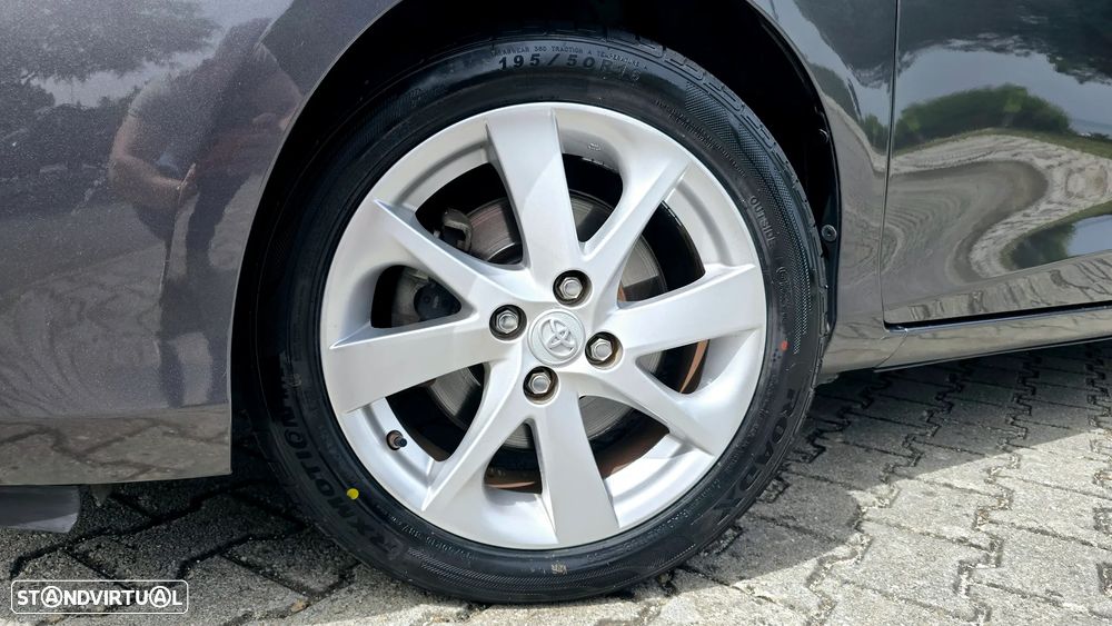 Toyota Yaris 1.5 HSD Sport+P.Luxury - 14