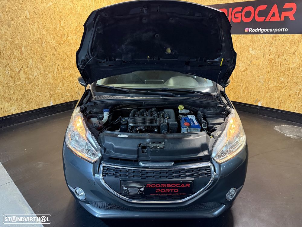 Peugeot 208 82 PureTech Style - 22