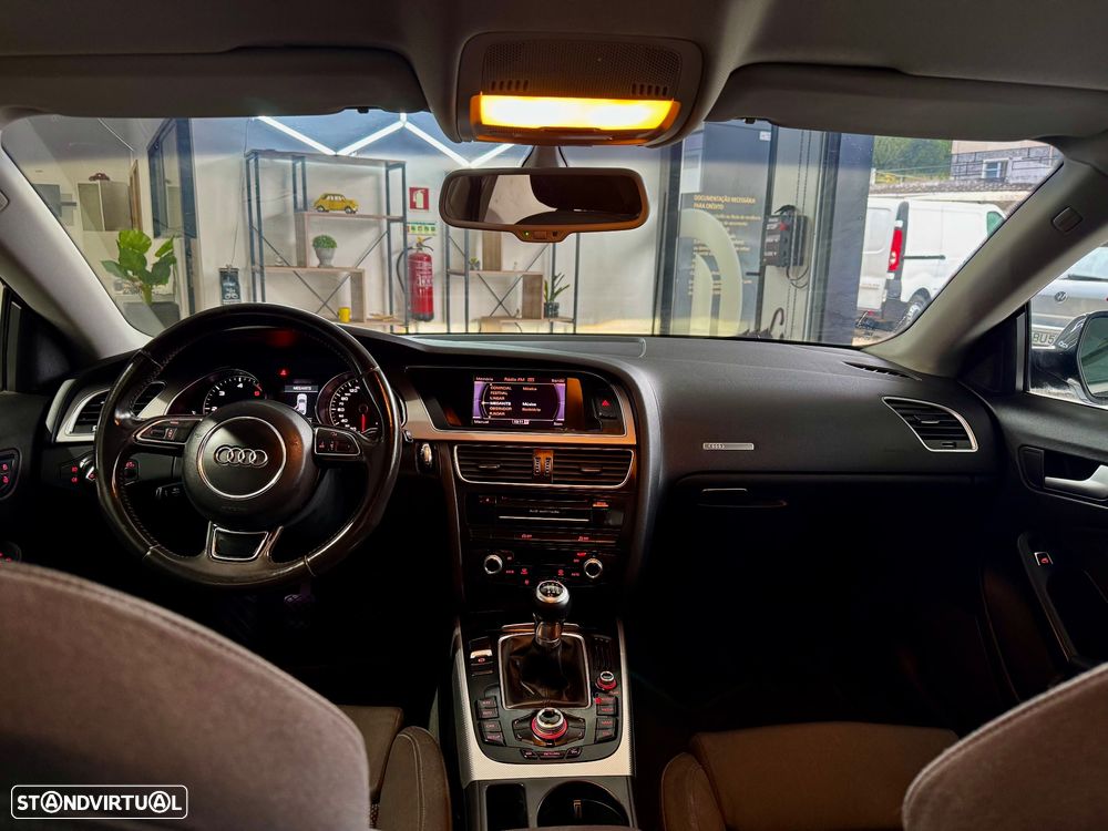 Audi A5 Sportback 2.0 TDI Business Line Sport - 28