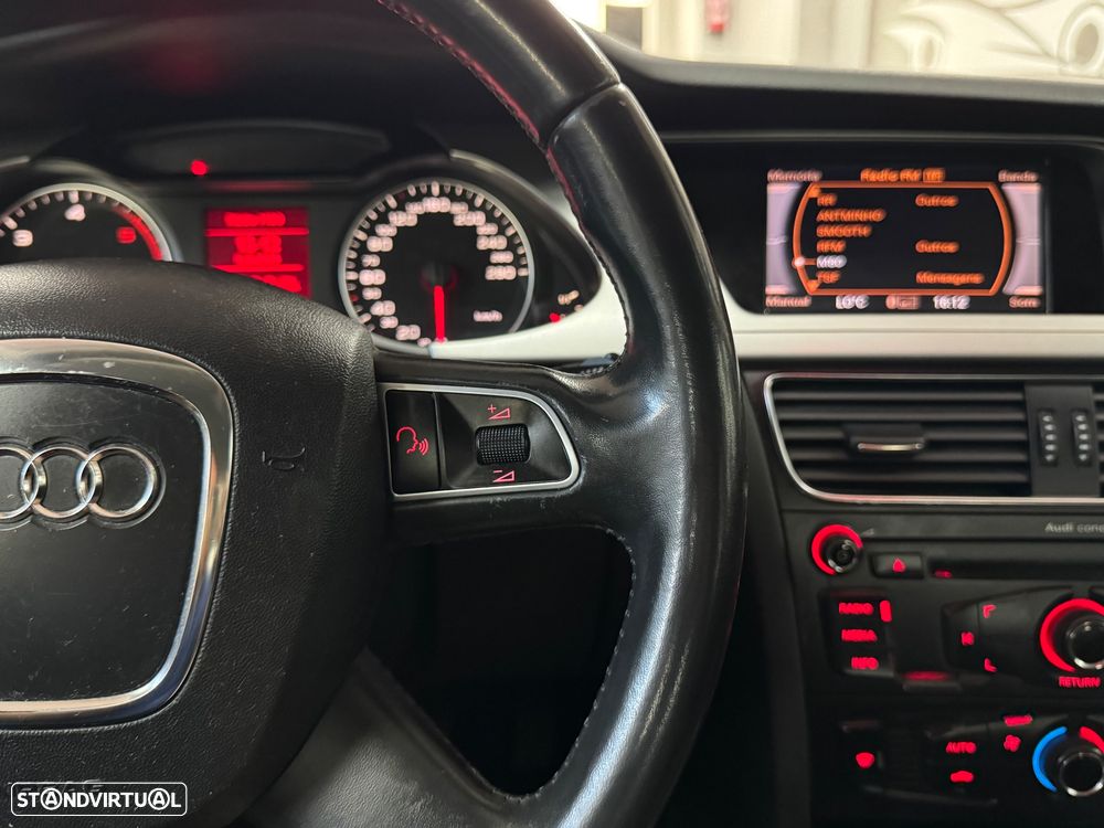 Audi A4 2.0 TDI exclusive - 22