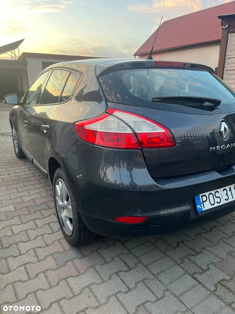 Renault Megane 1.5 dCi Dynamique - 4