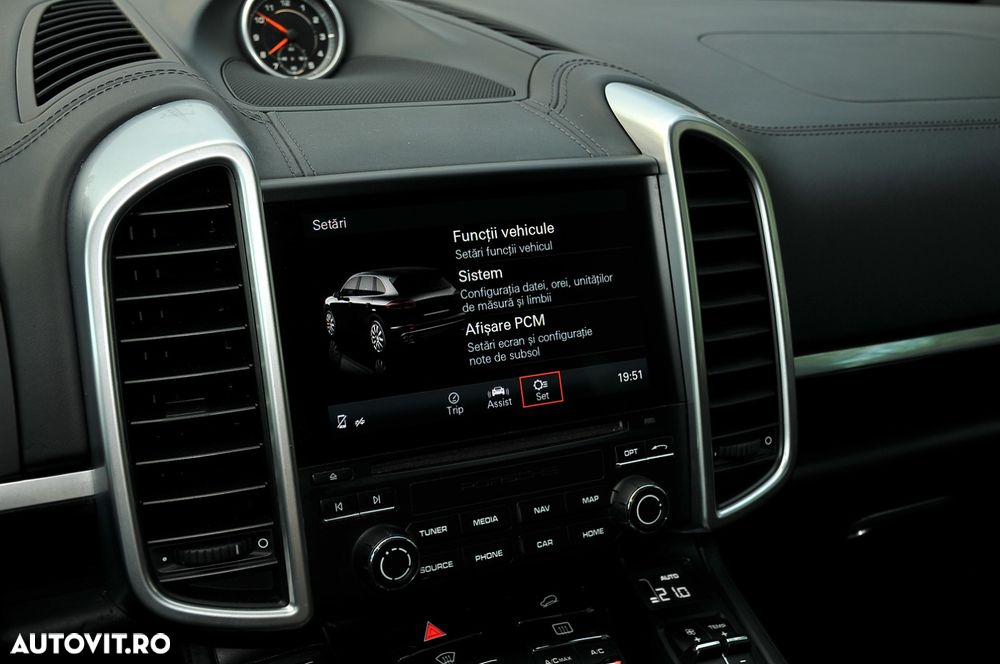 Porsche Cayenne Platinum Edition - 23