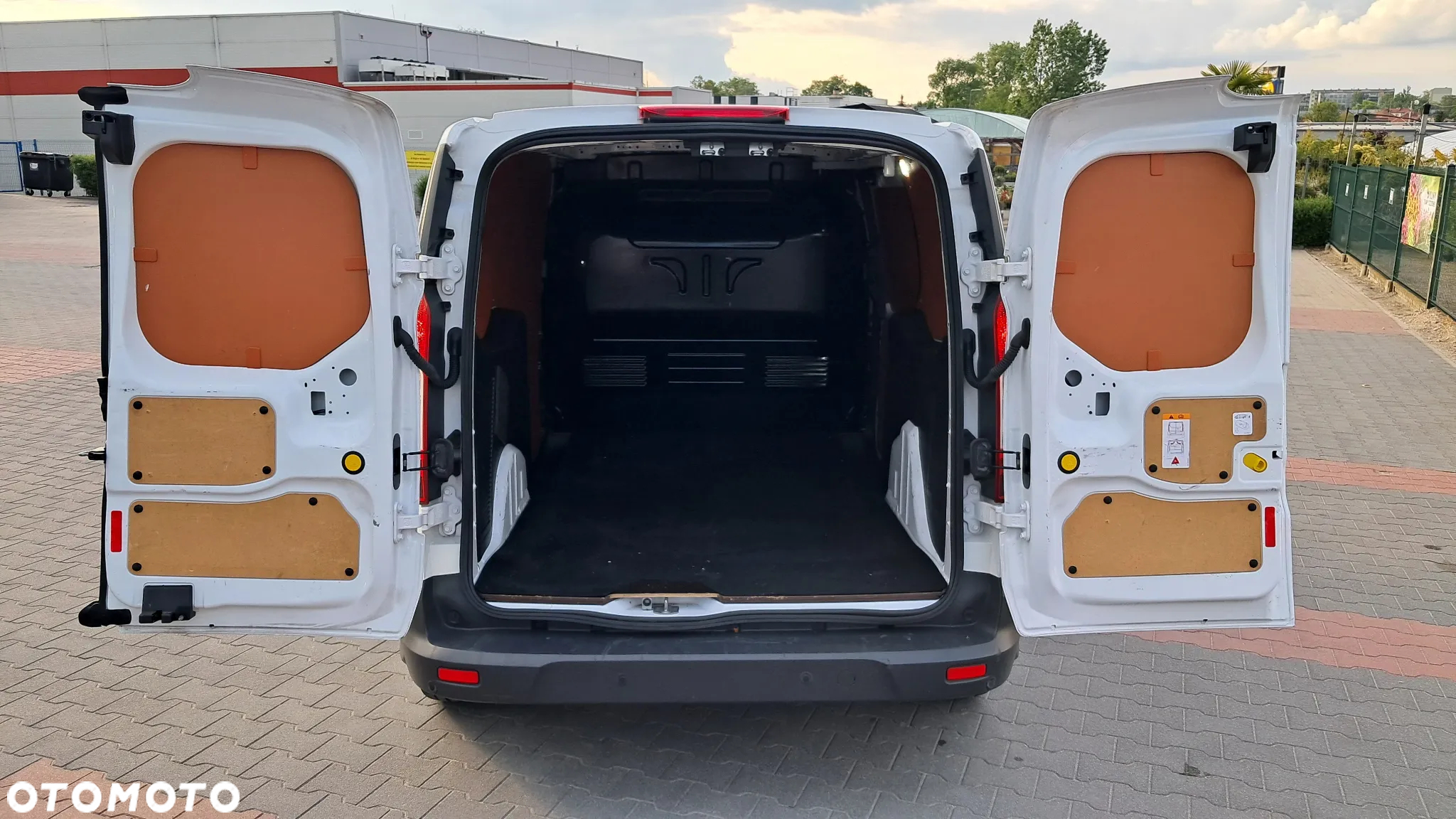 Ford TRANSIT CONNECT - 5