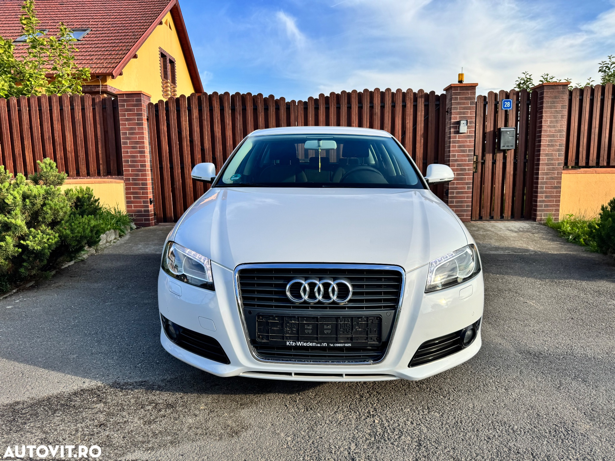 Audi A3 Sportback 1.4 TFSI Ambiente - 2