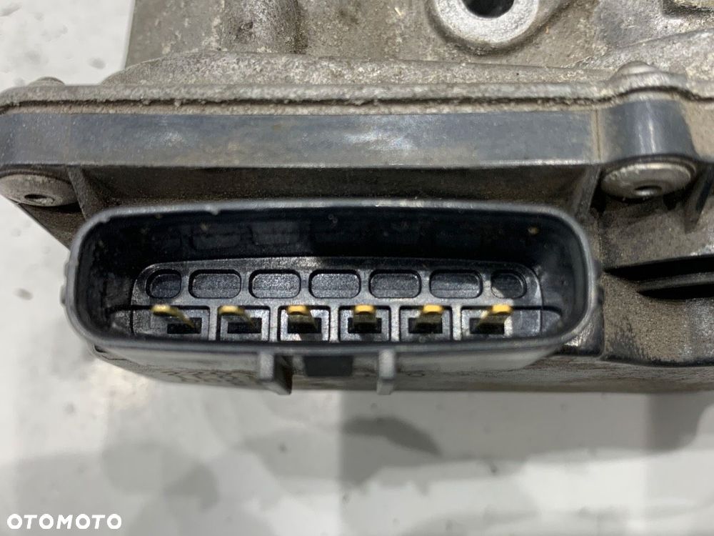 PRZEPUSTNICA  TOYOTA COROLLA sedan (_E21_) 2019 - 2022 1.8 VVTi Hybrid (ZWE211, MZEA12) 72 kW [98 - 4