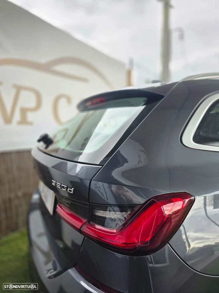 BMW 320 d Aut. M Sport - 13