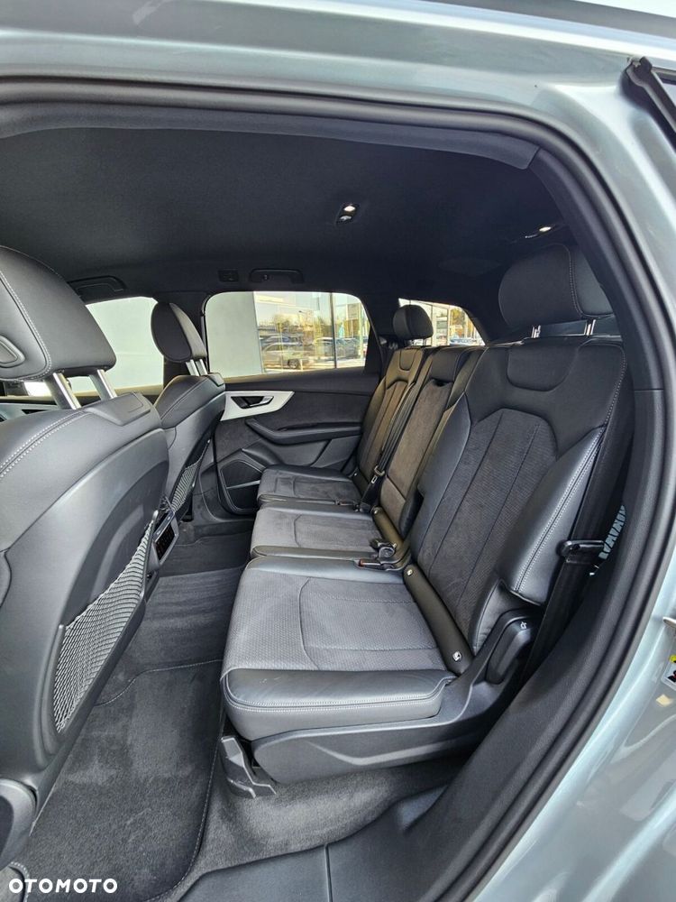 Audi Q7 - 30