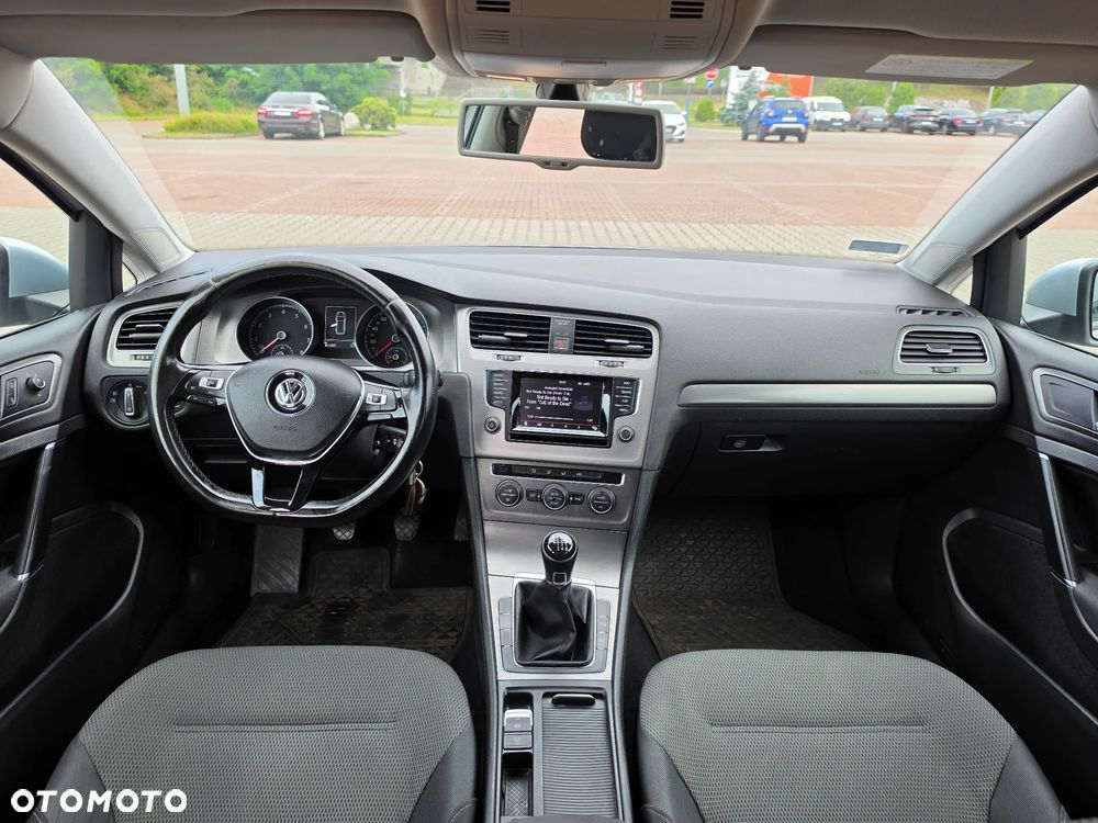 Volkswagen Golf 1.4 TSI BMT Comfortline - 8