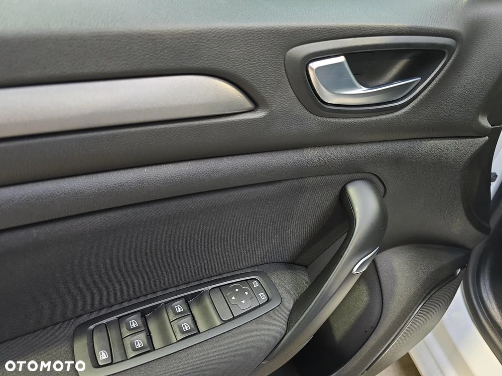 Renault Megane 1.0 TCe Zen - 10