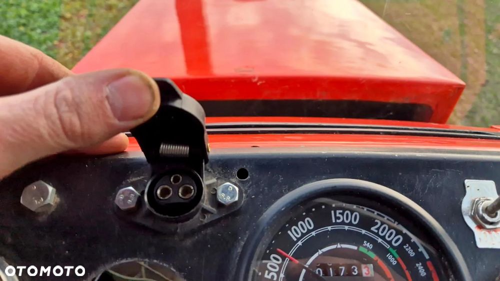 Ursus C 385 / 902 / 912 / NOWE OPONY / HITCH / HAKI 2 KAT. - 28