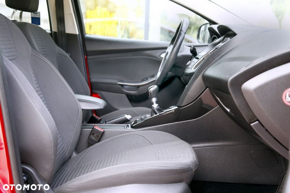Ford Focus - 17