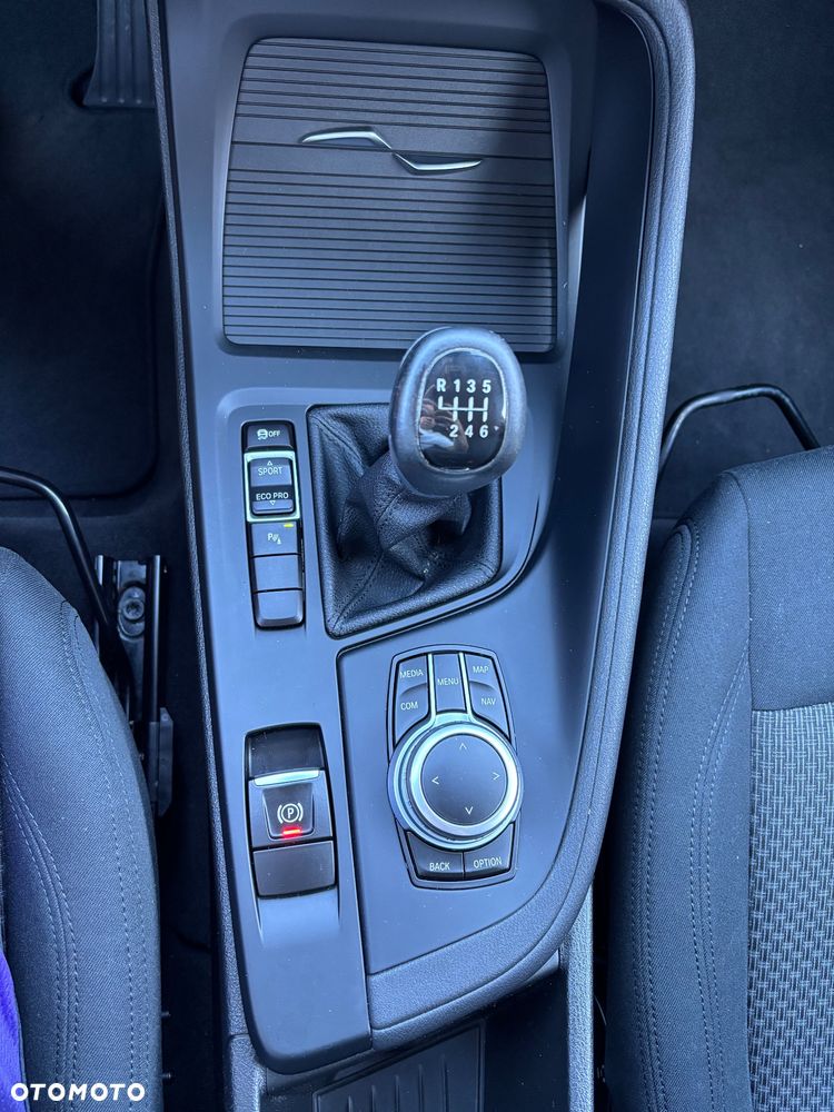 BMW X1 sDrive16d - 22