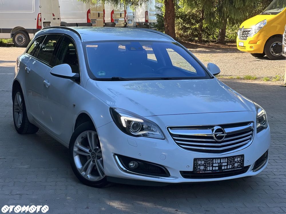 Opel Insignia - 1
