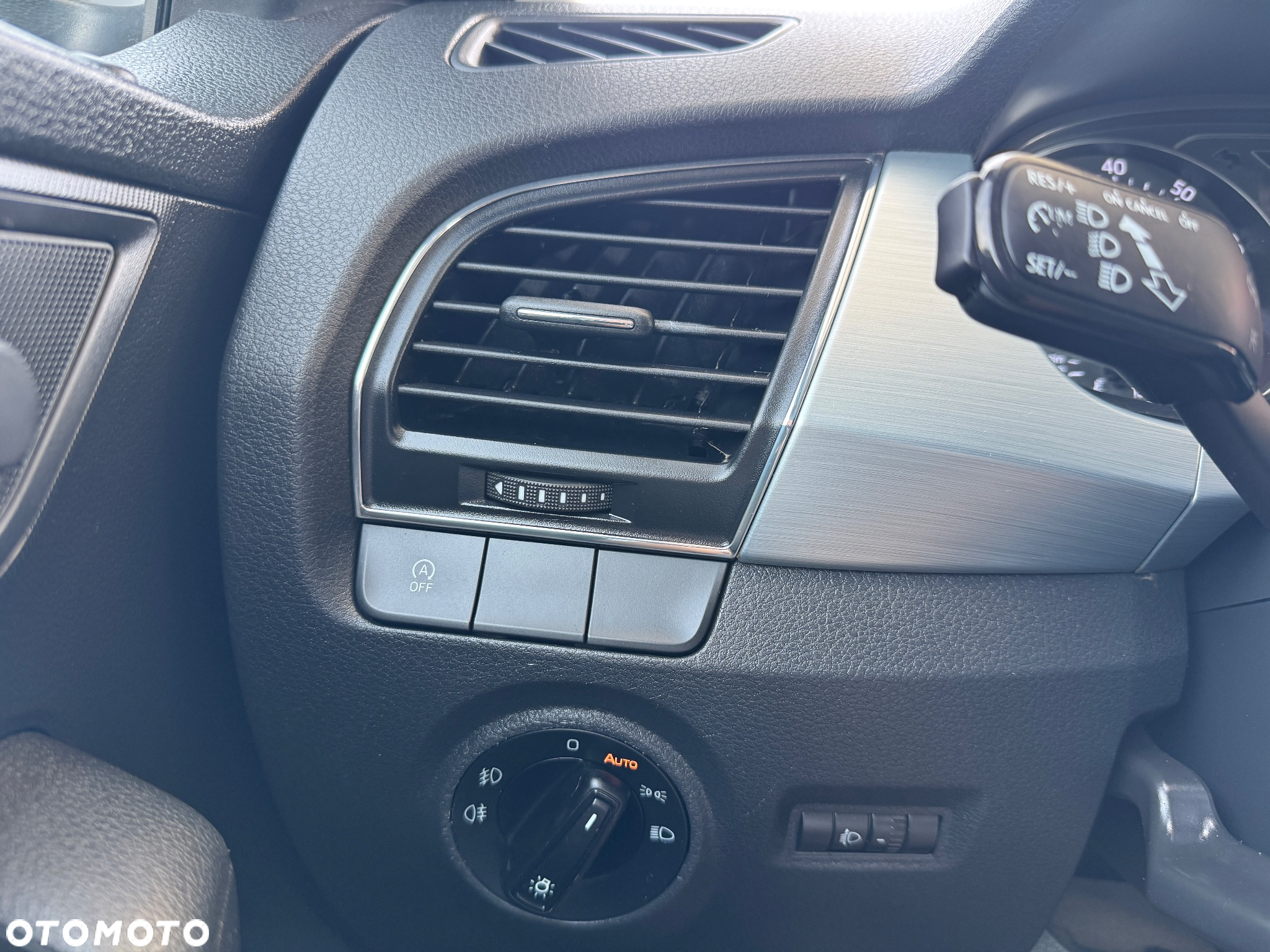 Skoda Fabia 1.2 TSI Ambition - 12