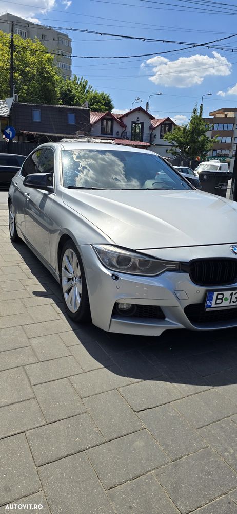 BMW Seria 3 320d Aut. Luxury Line - 24
