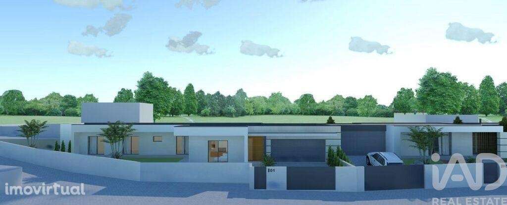 Habitação T3 em Carreço de 256,00 m2 - Grande imagem: 2/20