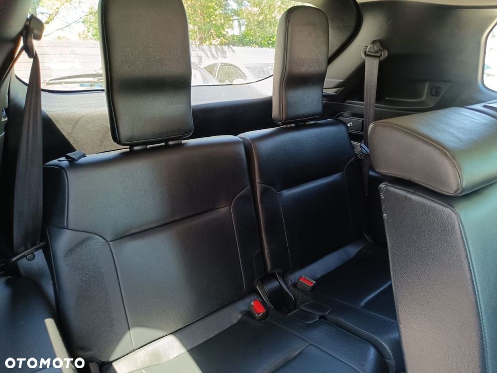 Mitsubishi Outlander - 28