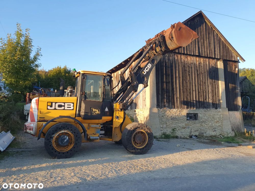 JCB - 2