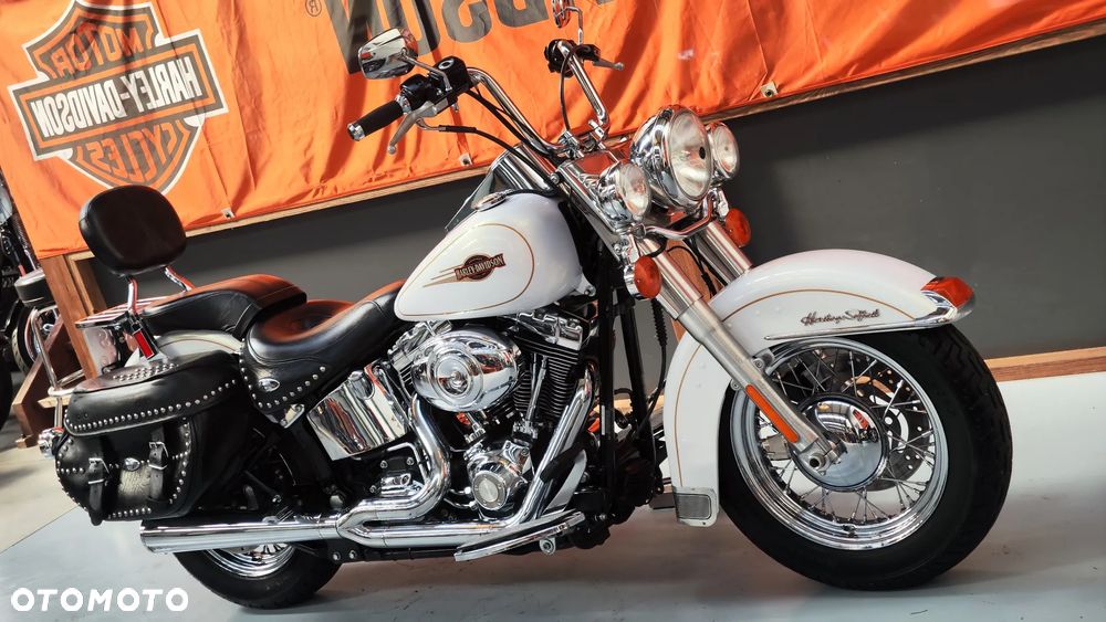 Harley-Davidson Softail Heritage Classic - 2