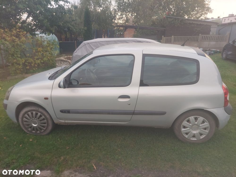 Renault Clio 2001 photo 3