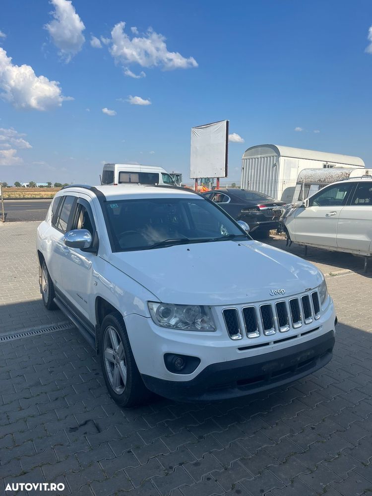 Dezmembram Jeep Compass 2.2 diesel din 2012 - 1