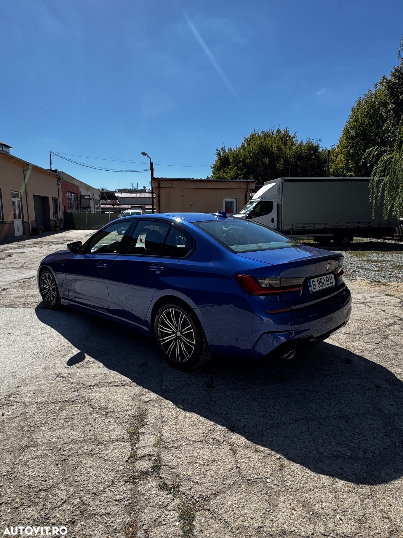 BMW Seria 3 320i AT - 6