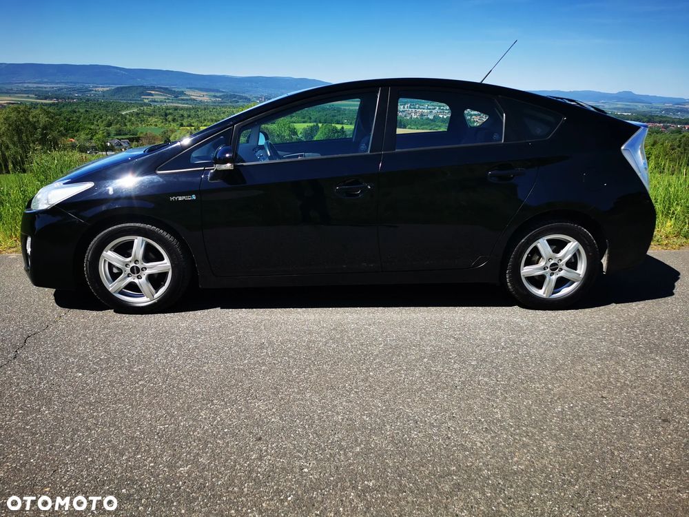 Toyota Prius - 10