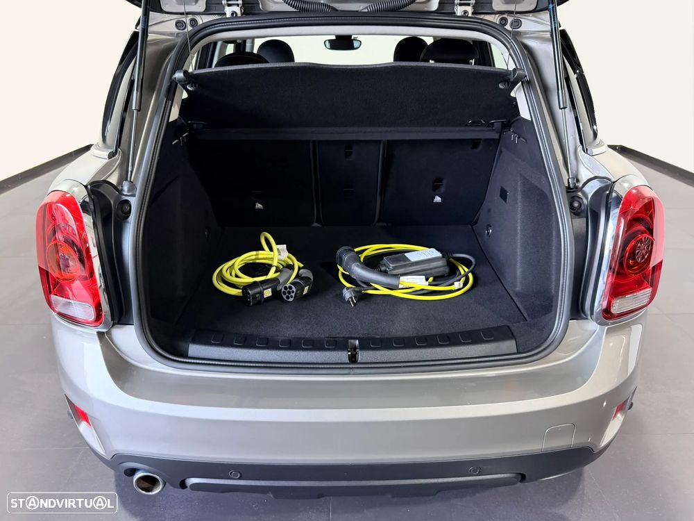 MINI Countryman Cooper SE ALL4 Auto - 9