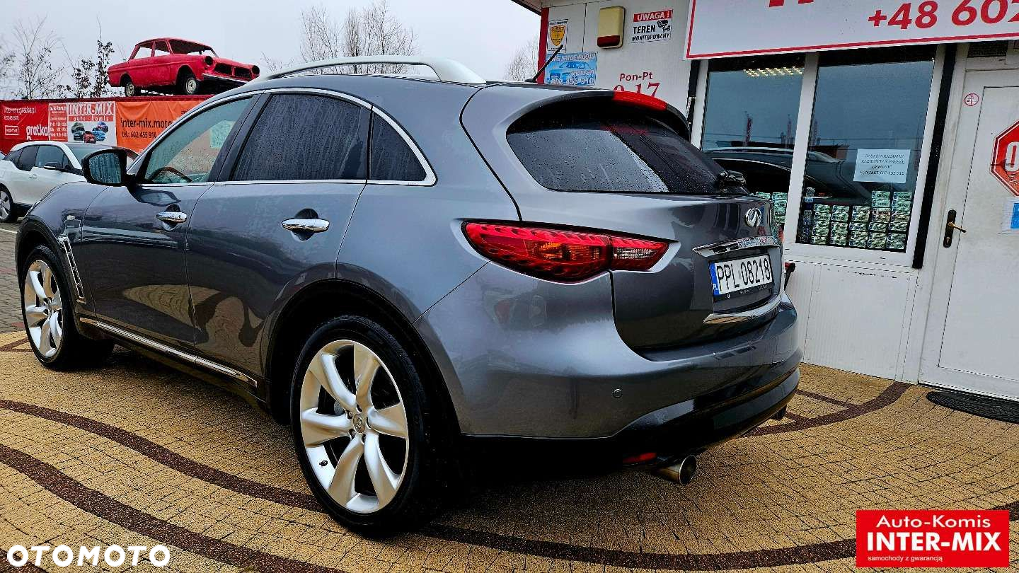 Infiniti QX70 - 5