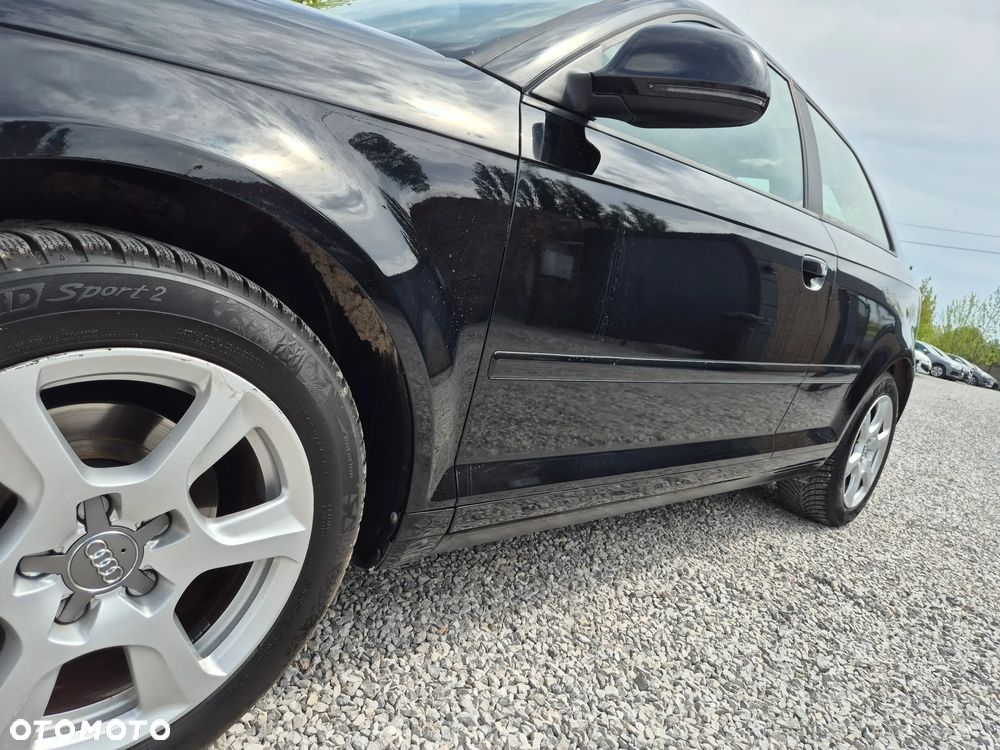 Audi A3 3-drzwiowe 1.4 TFSI Ambition - 19