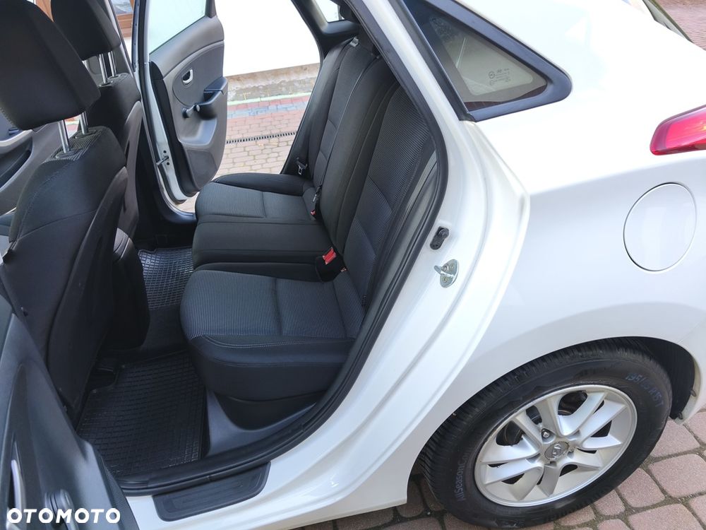 Hyundai i30 1.4 Comfort - 24