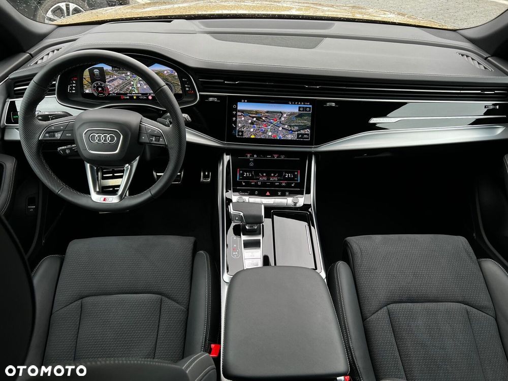 Audi Q8 - 12