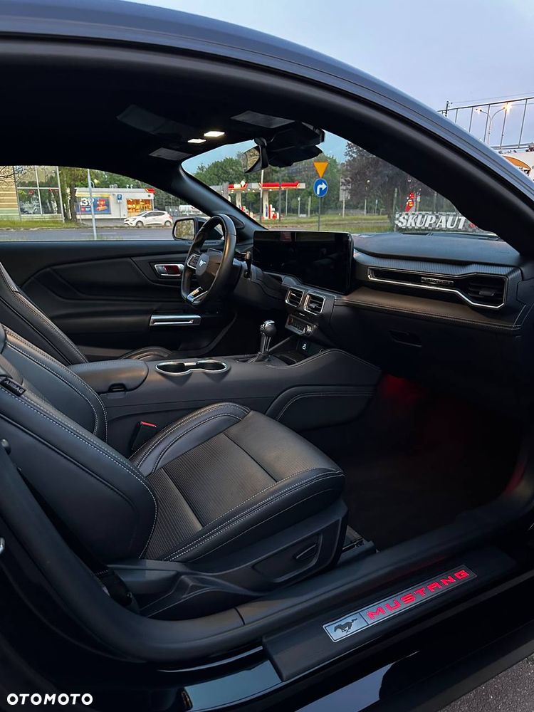 Ford Mustang 2.3 Eco Boost - 11