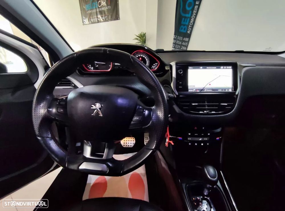 Peugeot 2008 1.2 PureTech GT Line EAT6 - 11