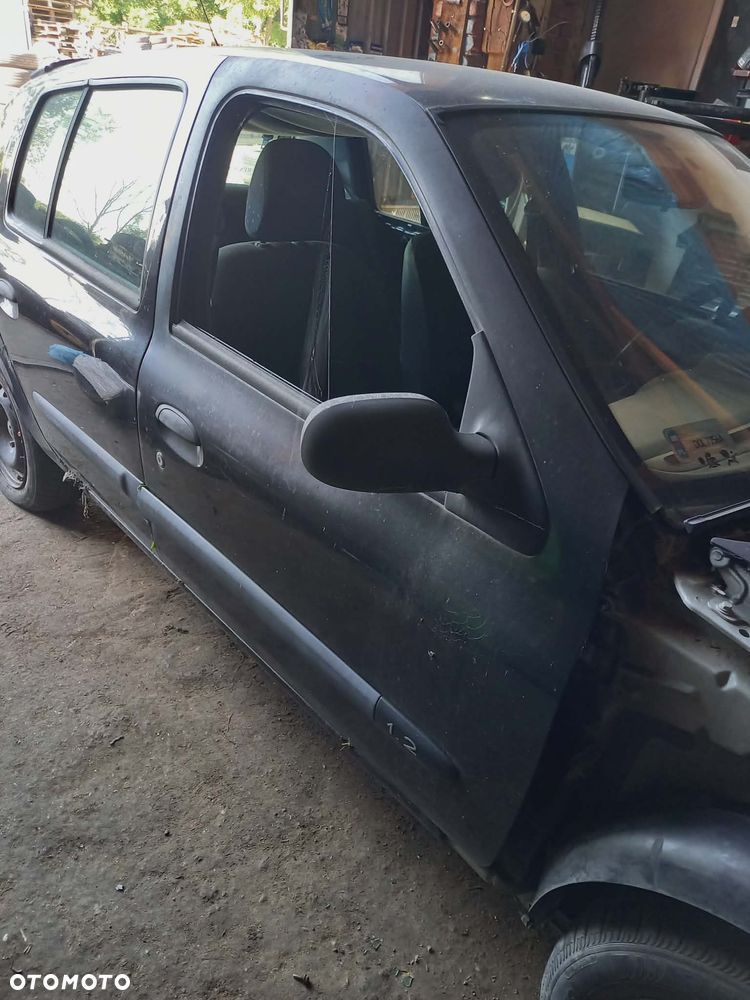 Części  Renault Clio II  5- drzwi Czarne DRZWI PRZÓD prawe lewe TYŁ prawe lewe - 1