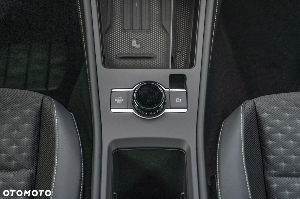 Volkswagen T-Roc - 26