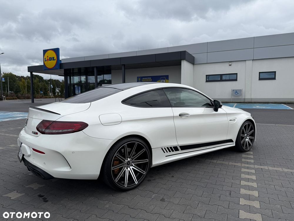 Mercedes-Benz Klasa C AMG 63 S AMG Speedshift 7G-MCT - 4