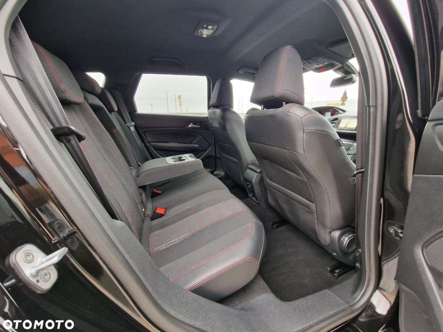 Peugeot 308 - 30