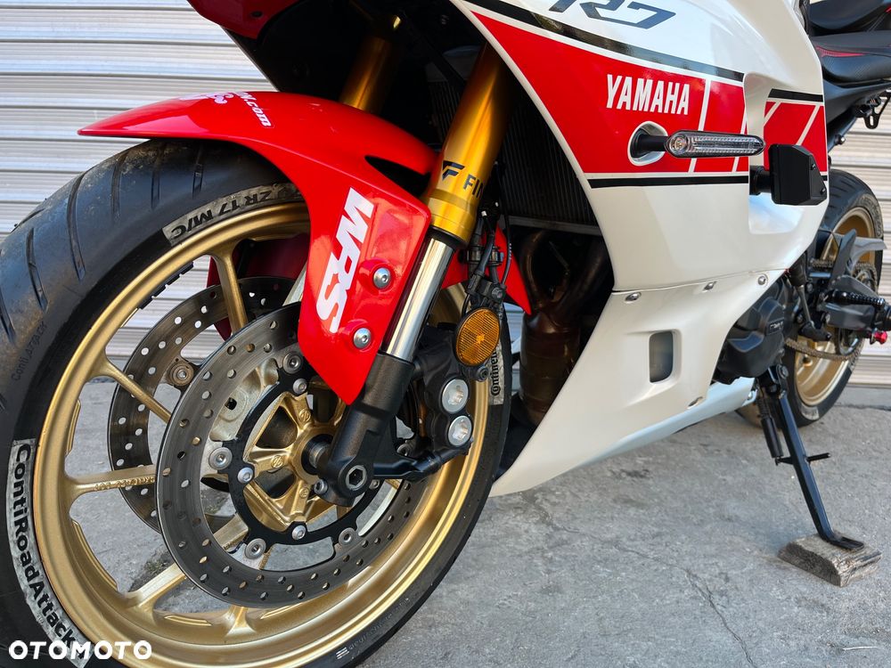 Yamaha YZF - 38