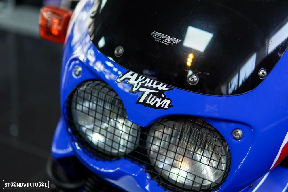 Honda Africa Twin 750 Adventure - 11