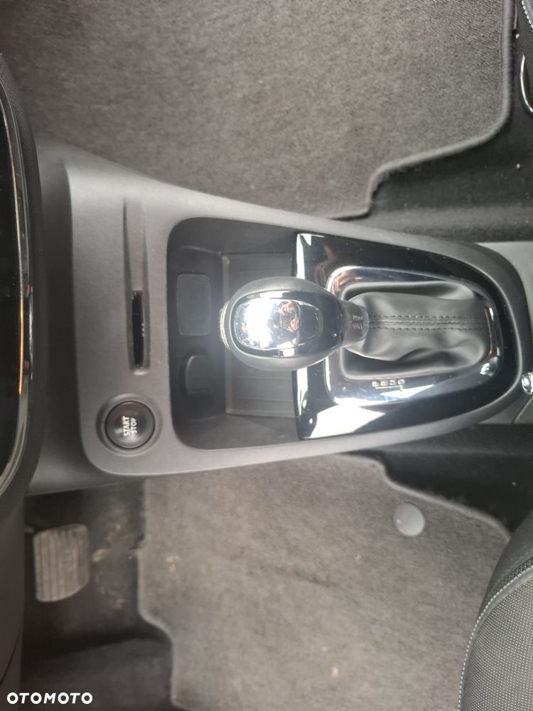 Renault Captur ENERGY TCe 120 EDC Experience - 16