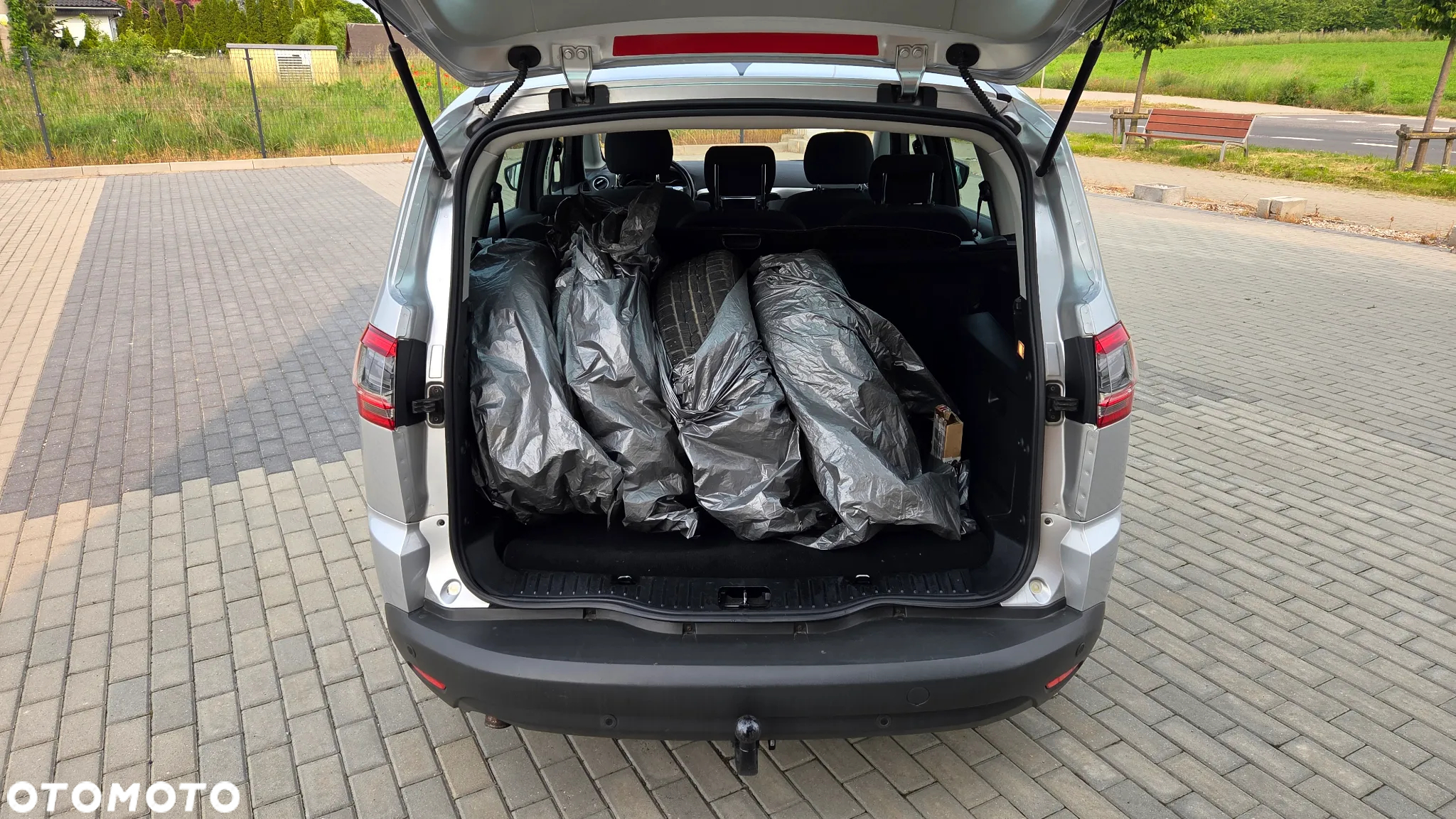 Ford S-Max 2.0 TDCi DPF Titanium - 17