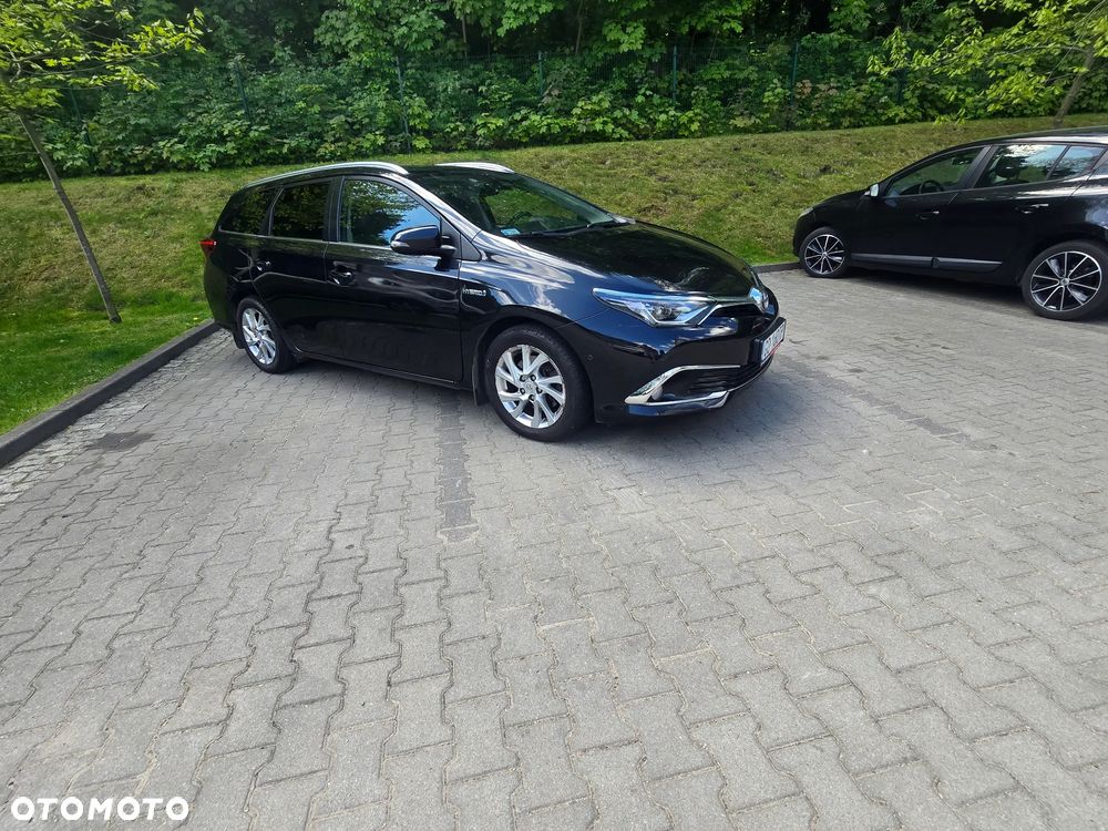 Toyota Auris - 5