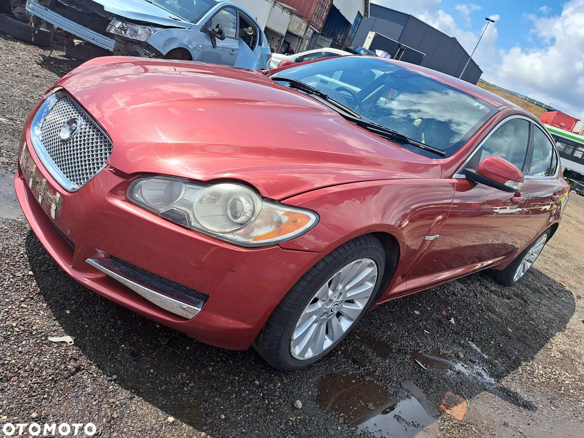 MASKA POKRYWA SILNIKA JAGUAR XF I CHB - 1